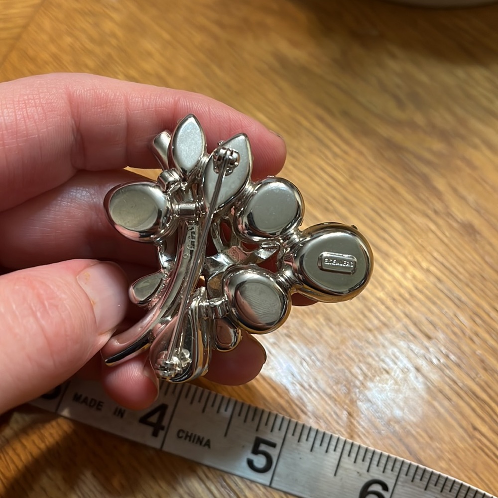 Vintage Eisenberg Brooch - Picture 4 of 4
